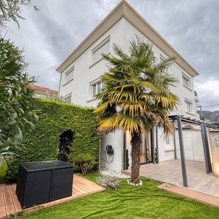 La Villa - Piscine / Karaoke / Jeux Fontaine  Exteriér fotografie
