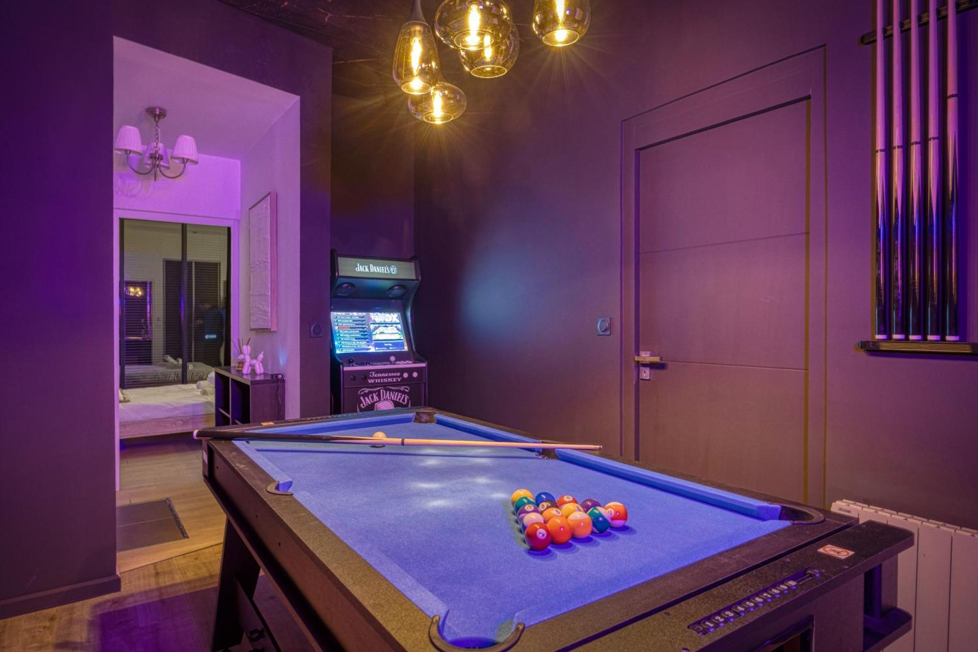 La Villa - Piscine / Karaoke / Jeux Fontaine  Exteriér fotografie