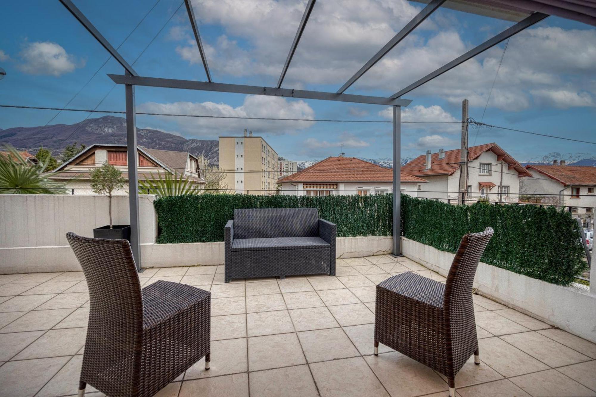 La Villa - Piscine / Karaoke / Jeux Fontaine  Exteriér fotografie